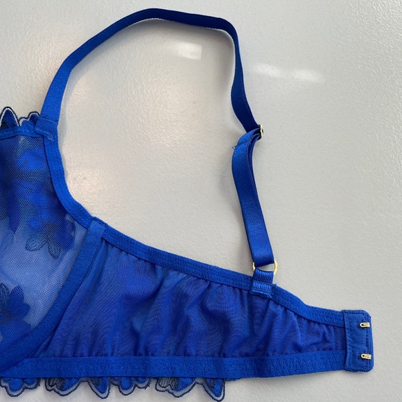 NWOT VERY SEXY Unlined Floral Embroidery Demi Bra in Blue Oar/cobalt & black 36D - Picture 14 of 14